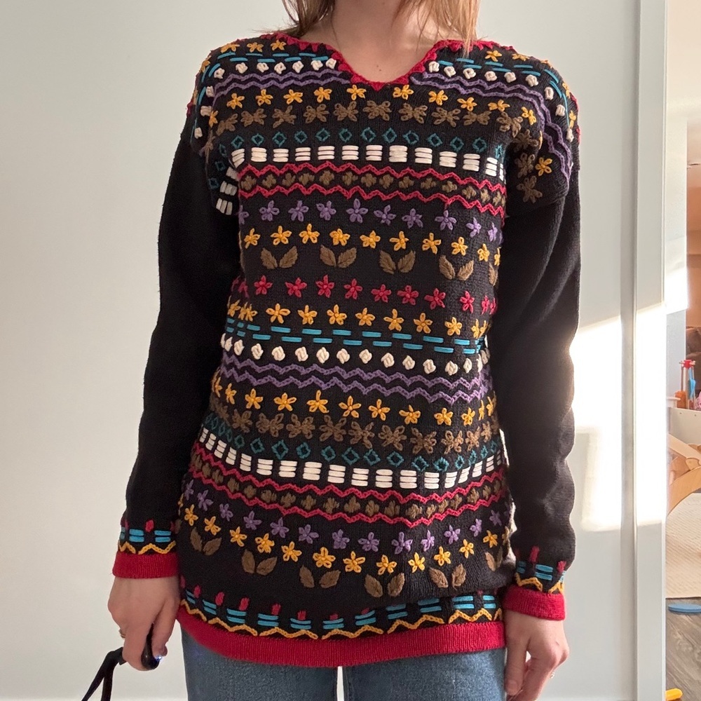 Vintage cotton ramie Embroidered spring sweater small to medium - Picture 3 of 13